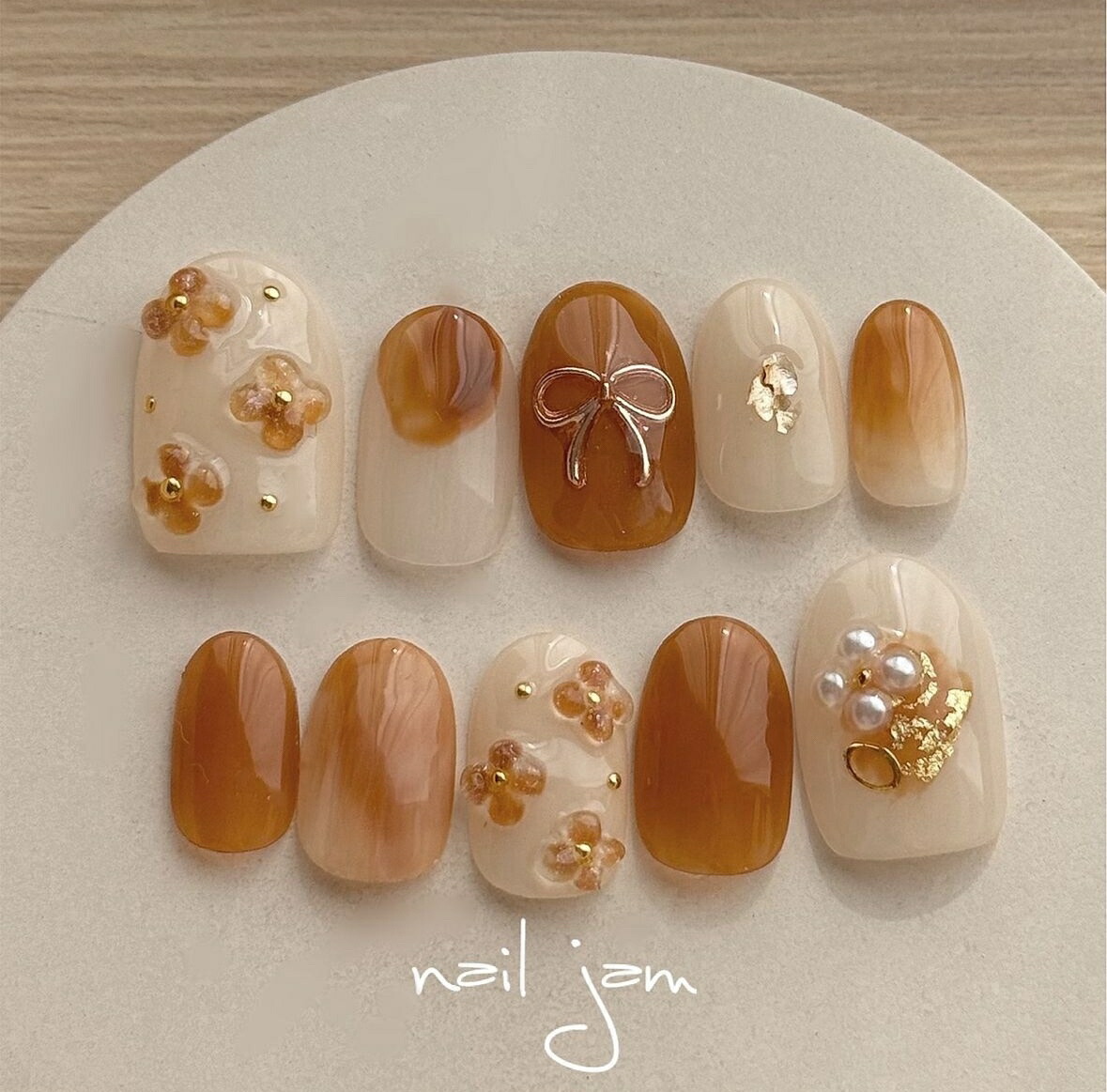 楽天市場】オーダーネイルチップ 爽やかオレンジのミラーチューリップ