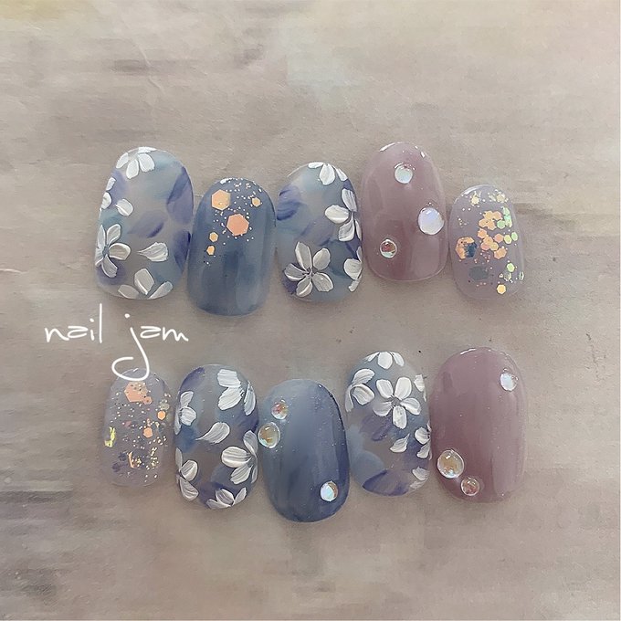 楽天市場】オーダーネイルチップ ソーダブルーのぷるぷるフラワー