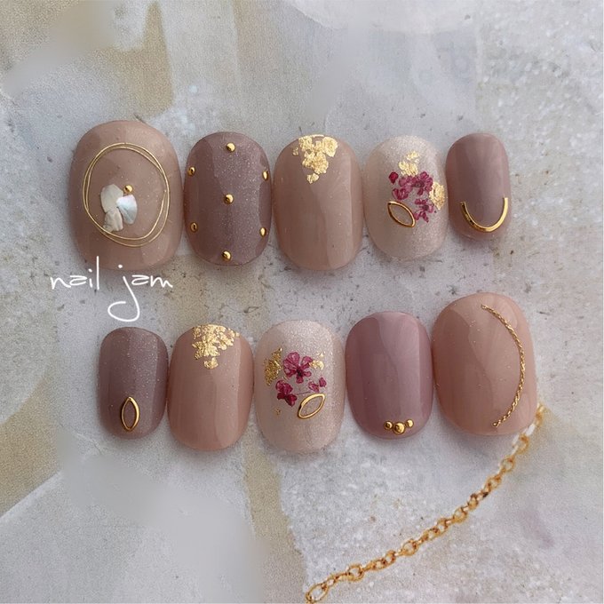 ■専用ページ【春さま】オーダーネイルチップ4点 □専用ページ【春さま】オーダーネイルチップ4点 専用】オーダーネイル