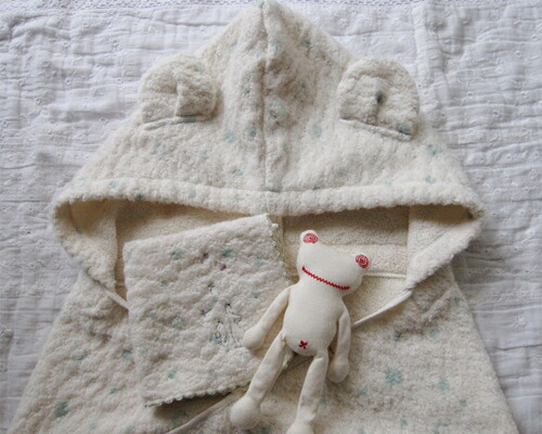 【送料無料】≪箱入り≫≪水色水玉・犬刺繍3点≫【赤ちゃん・ベビー出産祝い/男の子】今治タオル コンテックス/ミュール　オーガニックコットン　フード付バスタオル3点セット　【対応_関東】【楽ギフ_のし宛書】【楽ギフ_メッセ入力】【楽ギフ_包装】