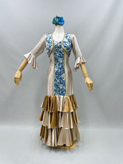 楽天市場】フラメンコ衣装 大きいサイズクイーンサイズ 茶色 青レース