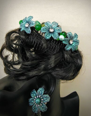 フラメンコ衣装 イヤリング ペイネタ セット キラキラ ビーズ ビジュー 髪飾り コーム 花モチーフ フラメンコ アクセサリー グリーン ベリーダンス ナジャハウス Sermus Es