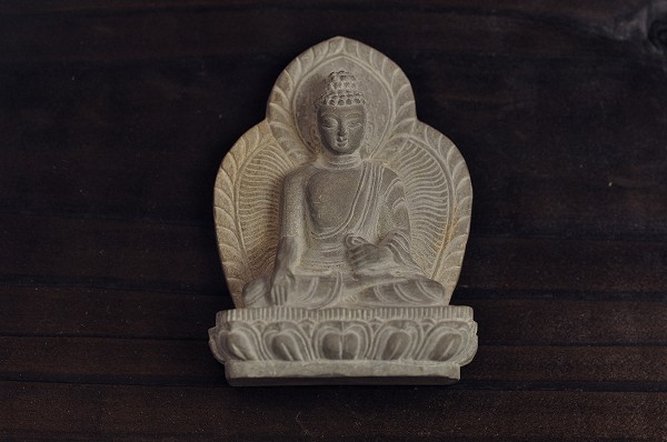 石仏 阿シュク如来(浮き彫り)