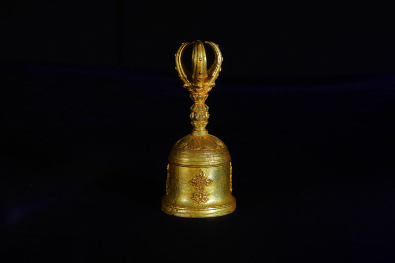 楽天市場】【密教法具 寺院用仏具】 金剛鈴 中型 高さ16.3cm×口径7.1cm