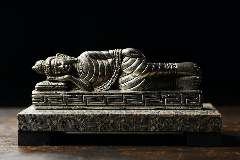 楽天市場】釈迦涅槃像 銅造鍍金仕上げ : 仏像仏画チベット美術卸の天竺堂