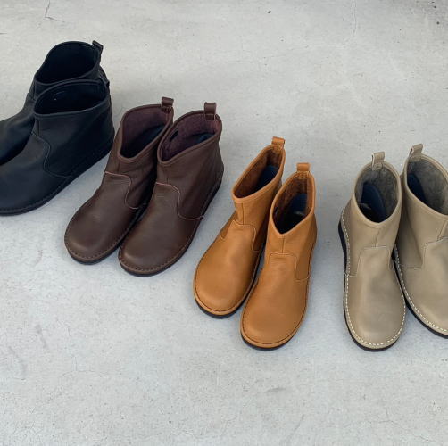 ramble comfort(ランブルコンフォート)シュリンク なめし革ブーツ 4E 幅ひろい