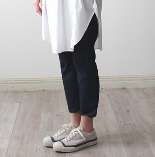 TRAVAIL MANUEL(トラヴァイユマニュアル)ストレッチデニムペグパンツ 5012-53