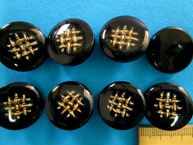 買い保障できるプラメタルボタン（11.5ｍｍ）<br>オフ白×金<br> 裁縫材料
