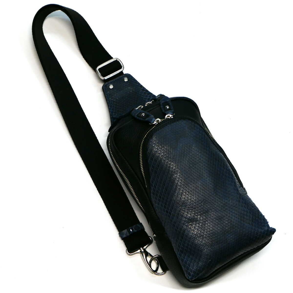 楽天市場】ボディバッグ メンズ レザー ショルダーバッグ 斜めがけ