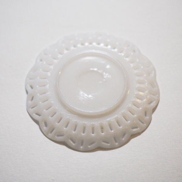 楽天市場 ６枚セット ミニチュア皿 レース皿 ホワイト 器系パーツ 穴付き ハンドメイド 手芸 ミニチュア みに お皿 デコ デコパーツ メール便可 なまあずショップ楽天市場店