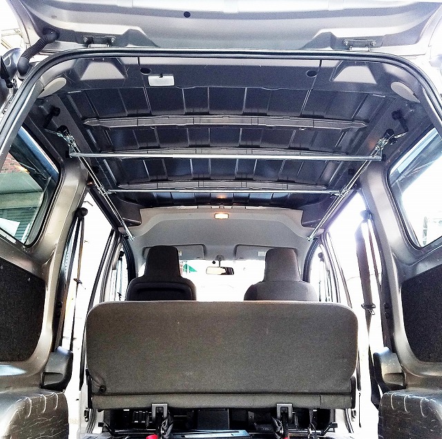 送料無料 新品 車内天井活用 サーフィンスノーボードスキー釣り竿 脚立 ロッドホルダー サイドバー キャンプ ベース ルーフ インナー 室内 車内 ラック 天井 収納 ルームキャリア 車中泊 職人棚 Nv0 V スライドバー 車内キャリア ハイグレードパッド付 スノーボード