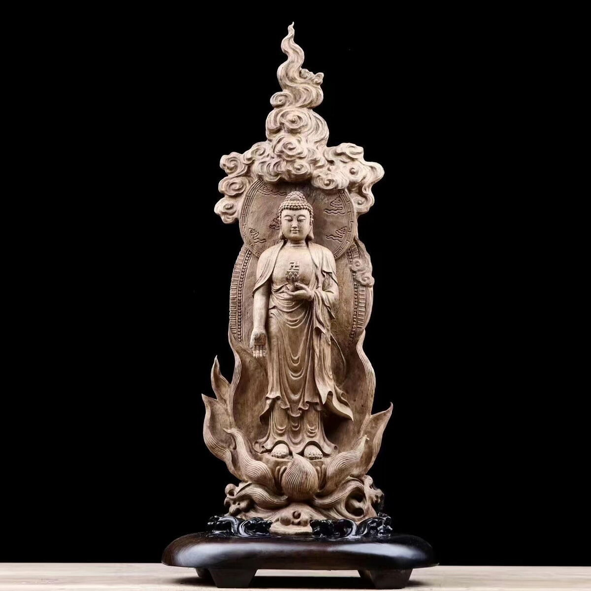 【天然沈香木彫】阿弥陀 仏教美術 仏像 仏教工芸品 一木造 沈香 木彫り お寺 オーダー コレクション 職人手作り 美術品 彫刻工芸品 置物 高さ67CM|雑貨屋 なな 店