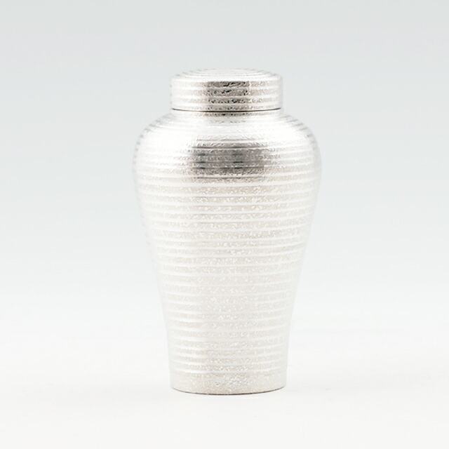 薩摩錫器 錫 茶筒 ブリザード 白入眼産業 180g [No.127C-1] 薩摩錫器芸術館 代引不可父の日 錫器 錫製 還暦祝 一緒になる祝 隠居祝 差しあげる 母の日 差し上げ物 差し上げ物 言い慣わし芸術品