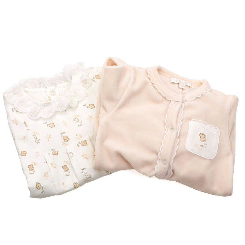 ベル！Dior ベビー スタイ・よだれかけとカバーオールセット baby Dior（ベビースタイ/よだれかけ）のフリマアイテム一覧