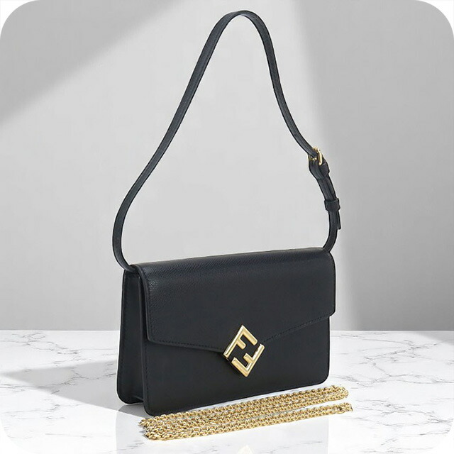 最終値下げ FENDI チェーンウォレット FENDI フェンディ チェーンウォレット CHAIN CONTINETAL
