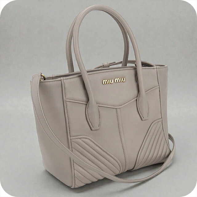 ＼4/12限定★全品10倍-超ポイントUP／【中古】 ミュウミュウ トートバッグ レディース ブランド MIUMIU 2WAY 5BA145 2E5W F0D32 グレー バッグ 軽量 手提げ 高級 おしゃれ プレゼント 女性 実用的 かわいい