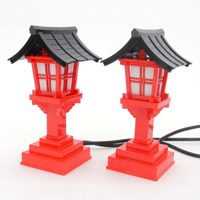 かすが灯篭 楽天市場】【日本製・コード式】春日灯籠 朱塗り 高さ14,2cm春日灯篭