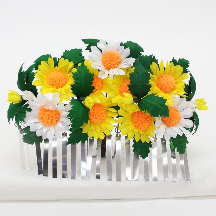【日本製】花簪(菊) 幅約19,5cm 奥行き約22cm 高さ約14cm花の簪 簪 巫女舞 浦安舞い 巫女 巫女さん みこ 髪飾り 装束 神社 お神楽 おかぐら 神事 舞 舞う まう 踊り 小道具 国産 日本産 送料無料｜南部屋五郎右衛門
