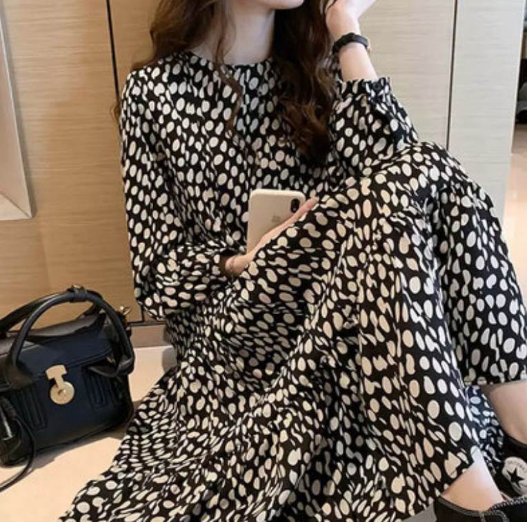ワンピース デート お洒落 旅行 ファッション 流行 大人可愛い コーデ お出かけ 女子会 インスタ映え トレンド 存在感 スタイル