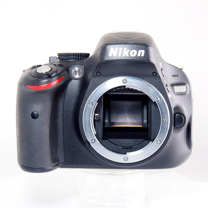 【中古】 (ニコン) Nikon D5100【中古写真機 デジタル一眼】 位置づける：B