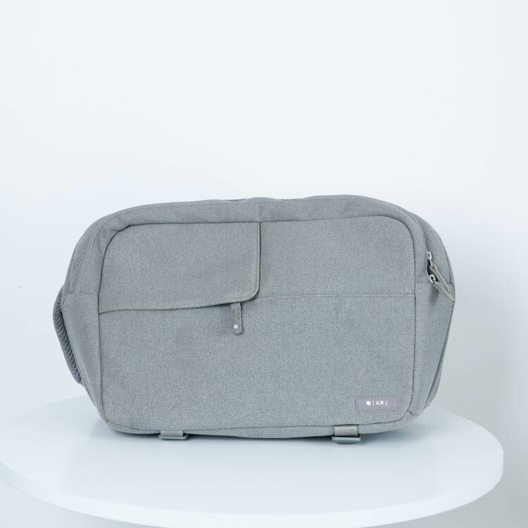 【中古】 (余分の物) 余分の物 Incase x Ari Marcopoulos【中古うしろ側 うしろ側】 価値づける：B