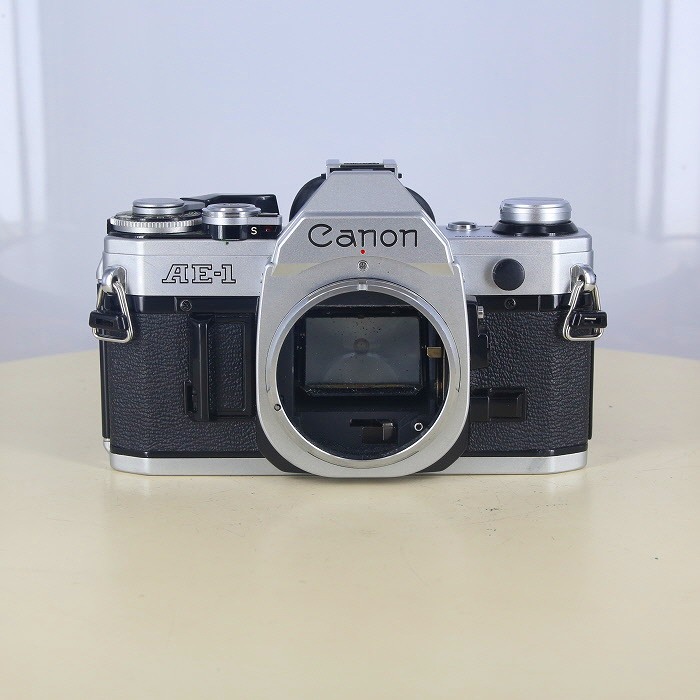 【中古】 (キヤノン) Canon AE-1 ｼﾙﾊﾞｰ【中古カメラ フィルム一眼】 ランク：B｜カメラのナニワ