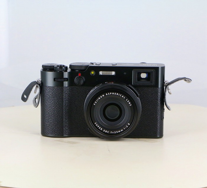 【中古】 (フジフイルム) FUJIFILM X100V ブラック【中古カメラ コンパクトデジカメ】 ランク:B|カメラのナニワ