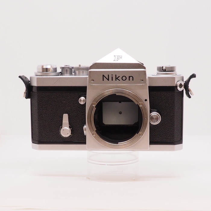 【中古】 (ニコン) Nikon F アイレベル 前期【中古カメラ フィルムカメラ】 ランク:B|カメラのナニワ