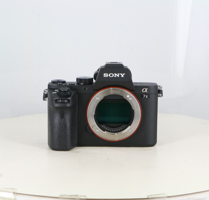 【中古】 (ソニー) SONY α7 II ﾎﾞﾃﾞｨ [ILCE-7M2]【中古カメラ デジタル一眼】 ランク：B