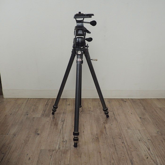 【中古】 (ジッツオ) GITZO 2型3段三脚+1170雲台【中古三脚・一脚 三脚】 ランク:B|カメラのナニワ
