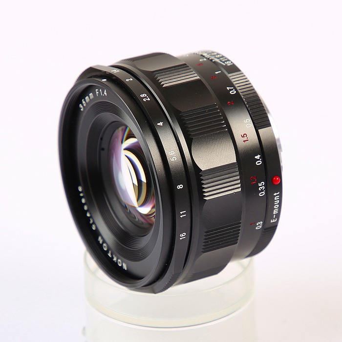 【中古】 (フォクトレンダー) Voigtlander ﾉｸﾄﾝ ｸﾗｼﾂｸ 35/F1.4 （Eマウント）【中古水晶体 ＭＦ水晶体】 位置づける：B