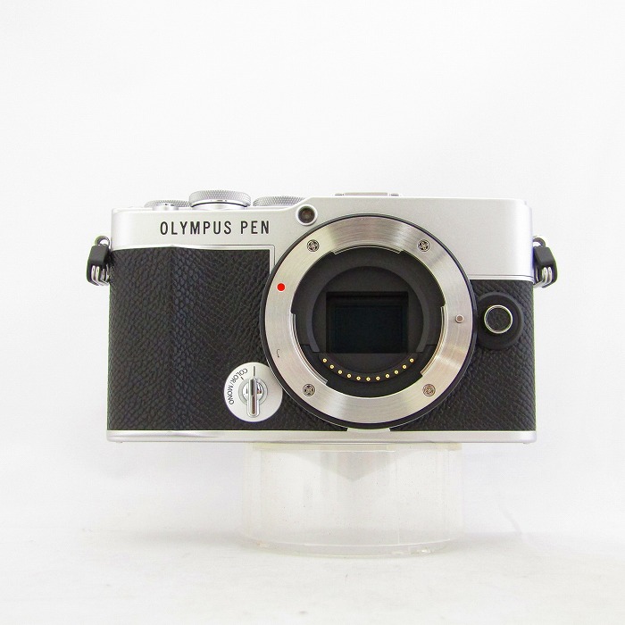 【中古】 (オリンパス) OLYMPUS E-P7 ﾎﾞﾃﾞｲ ｼﾙﾊﾞｰ【中古カメラ デジタル一眼】 ランク：AB