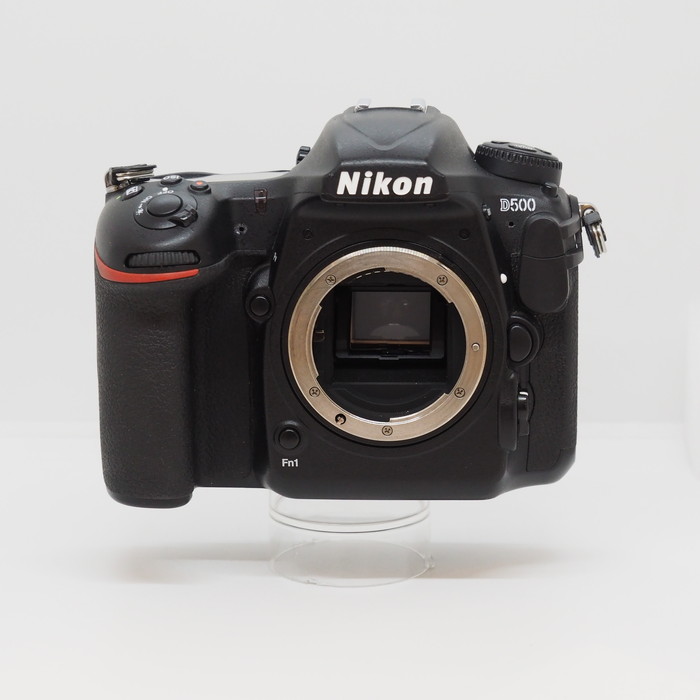 【中古】 (ニコン) Nikon D500 ﾎﾞﾃﾞｲ【中古写真機 デジタル一眼】 位置づける：B