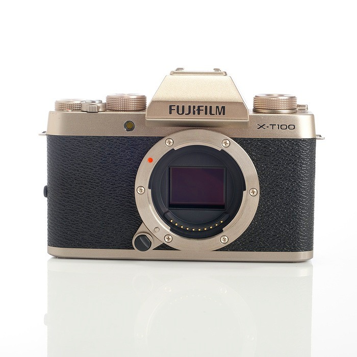 【中古】 (フジフイルム) FUJIFILM X-T100 ﾎﾞﾃﾞｨ ｼｬﾝﾊﾟﾝｺﾞｰﾙﾄﾞ【中古カメラ デジタル一眼】 ランク：B