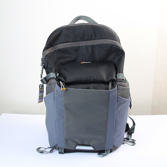 【中古】 (ロープロ) Lowepro LP37255-PWW フオトアクテイブ BP300AW ブラツク/グレー【中古バック バック】 ランク:AB-|カメラのナニワ