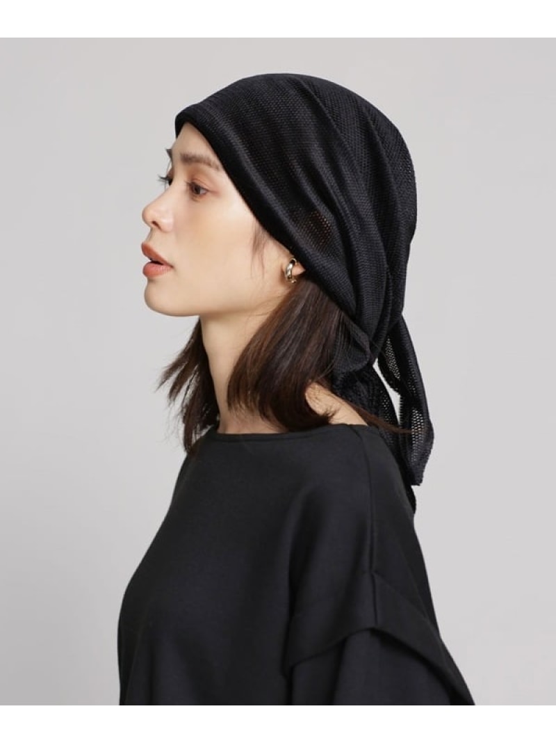 大判三角スカーフ La De Lyllis ナノユニバース Maison ファッショングッズ