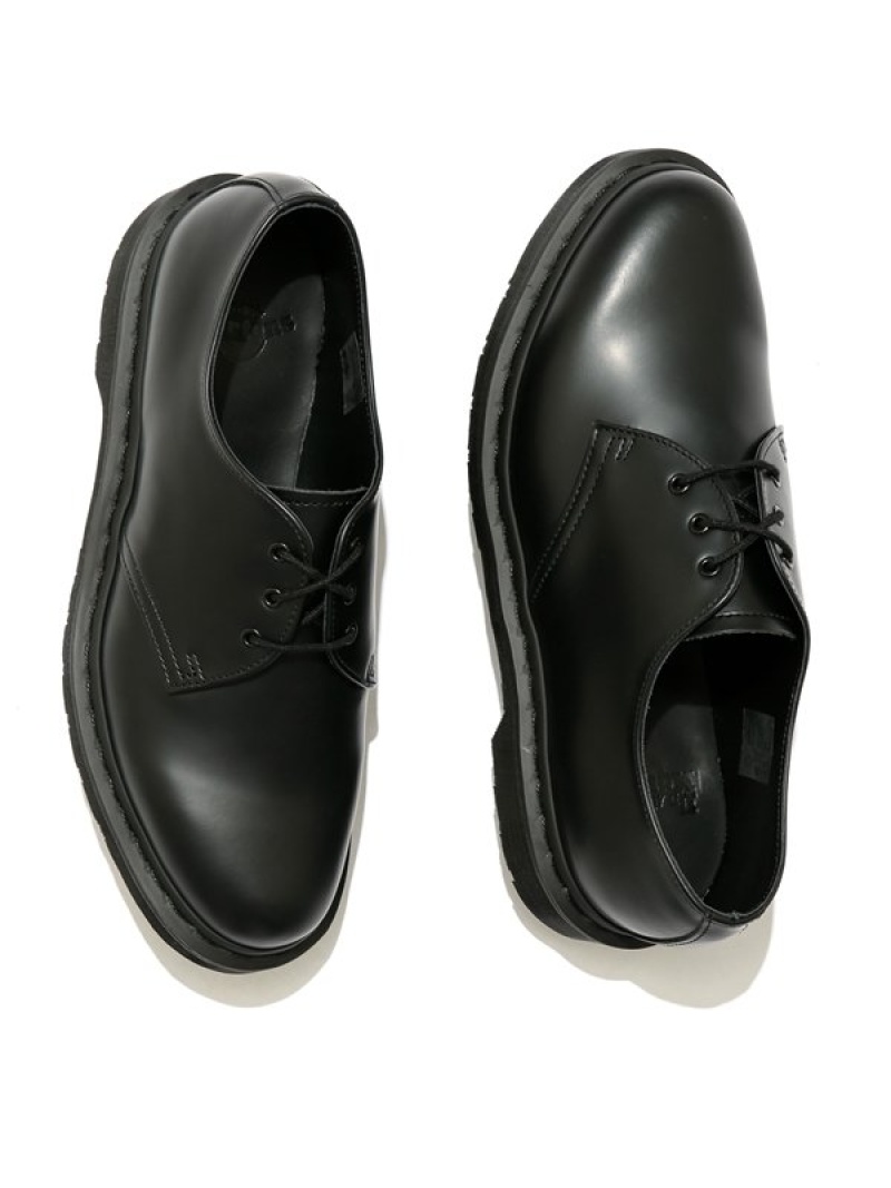 146 mono smooth dr martens