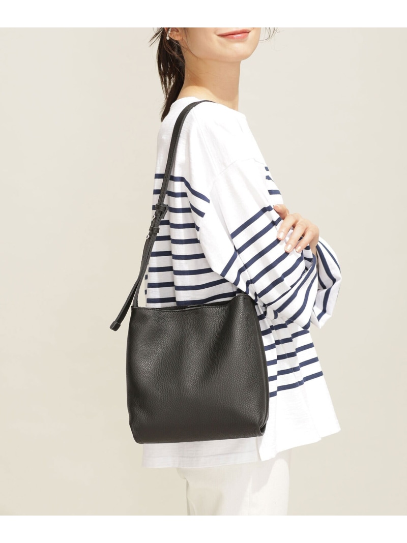 送料無料 楽天市場 Sale 10 Off ワンショルダーマシュマロレザーバッグ Beaure ナノユニバース バッグ ショルダーバッグ ブラック グレー Rba E 送料無料 Rakuten Fashion Nano Universe 海外輸入 Stemworldeducationalservices Com