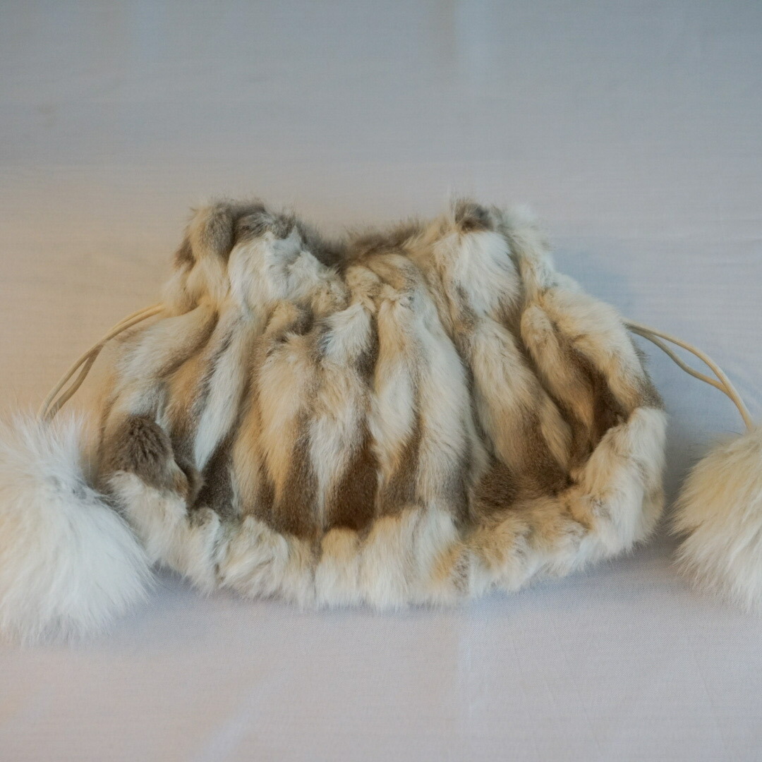 一部予約 ｓｔｙｌｅオリジナル巾着 レディースバッグ ロリス毛皮巾着 色目は白 茶色 ナンタケットバスケット インナーバック ｒｉｎａ ｓ 送料無料 バッグ お客様の声から製作いたしました かごバッグ Centuria Ec