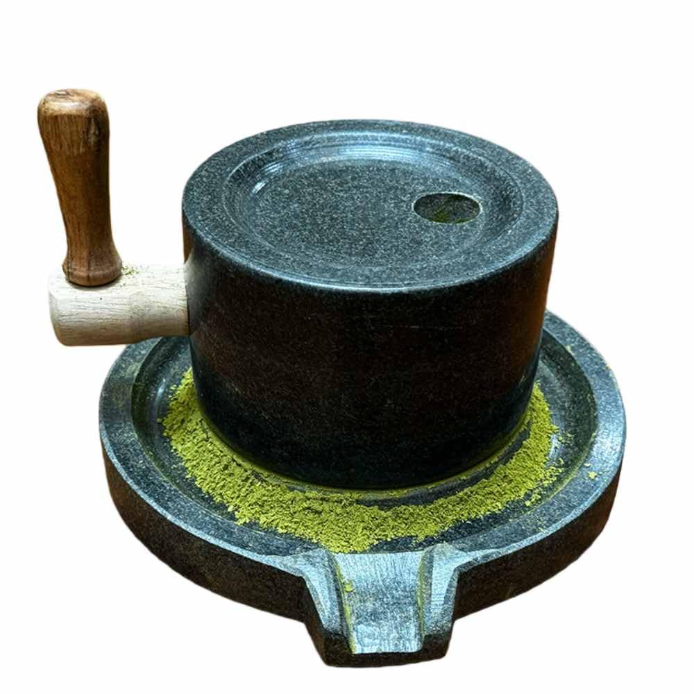手動石臼 抹茶臼 木柄付き 手挽き穀物製粉機 研磨碗 グラインディングボウル 伝統工芸 操作性良い 香料・茶・ハーブ粉砕研磨工具 幼稚園・家庭用 茶工芸教材にも対応 (13&times;20 石臼)｜NeoMart