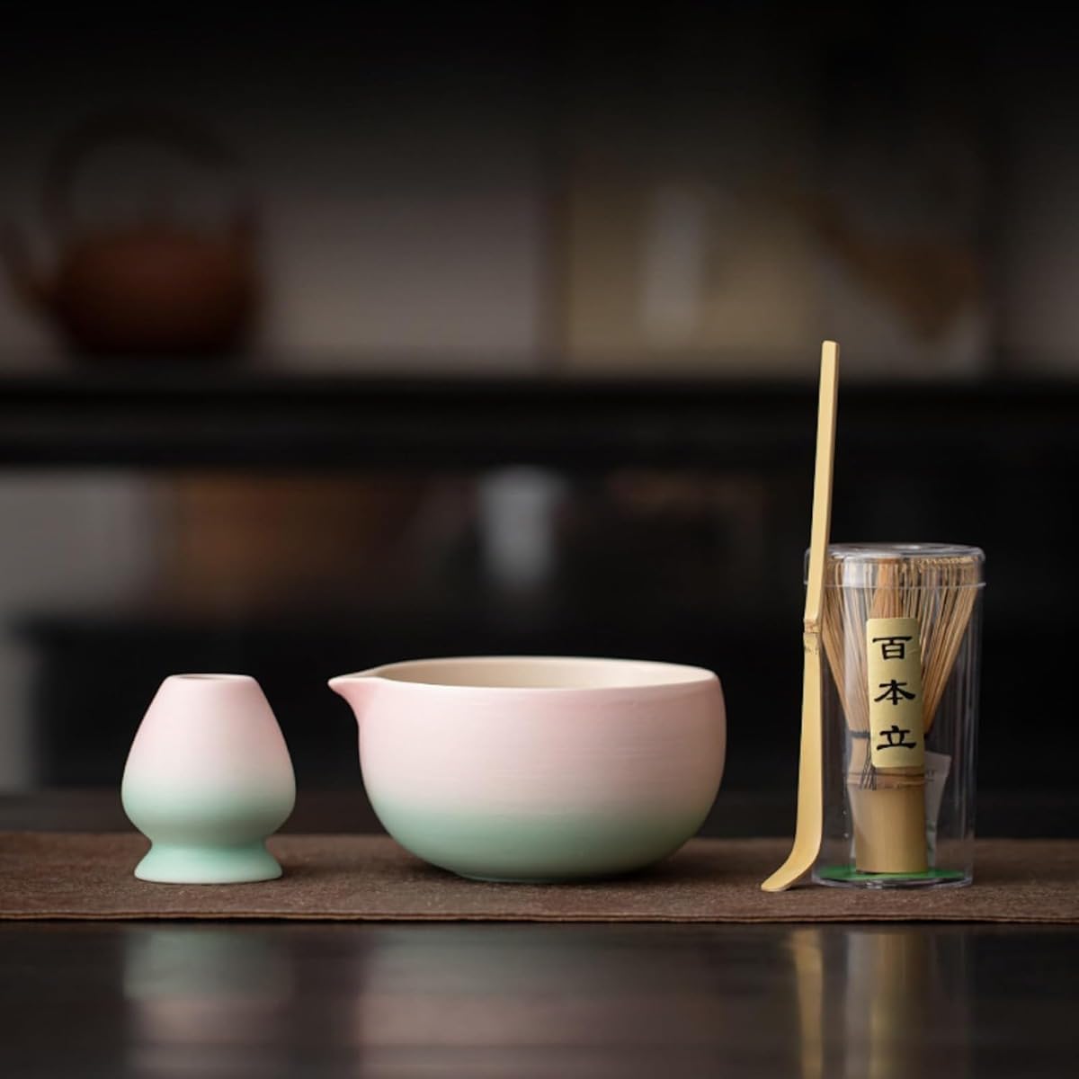 抹茶セット 抹茶 自宅用 茶道具 初心者 4点 グラデーションピンクグリーン お点前セット 抹茶 陶器 抹茶茶碗 茶杓 茶せん 百本立 母の日 父の日 誕生日 贈り物 おしゃれ 茶筅立て くせ直し 茶道セット お手入れも簡単｜NeoMart