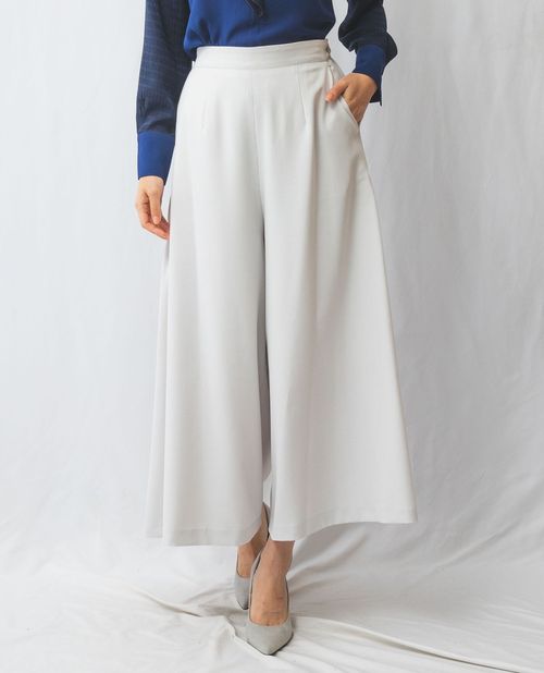 【今夜0時～】 20%OFFクーポン配布中★【期間限定60％OFF】《ソフトツイル フレアパンツ 》 レディース ボトムス パンツ スカート見え 上品 後ろゴム ナラ カミーチェ NARACAMICIE アウトレット 送料無料