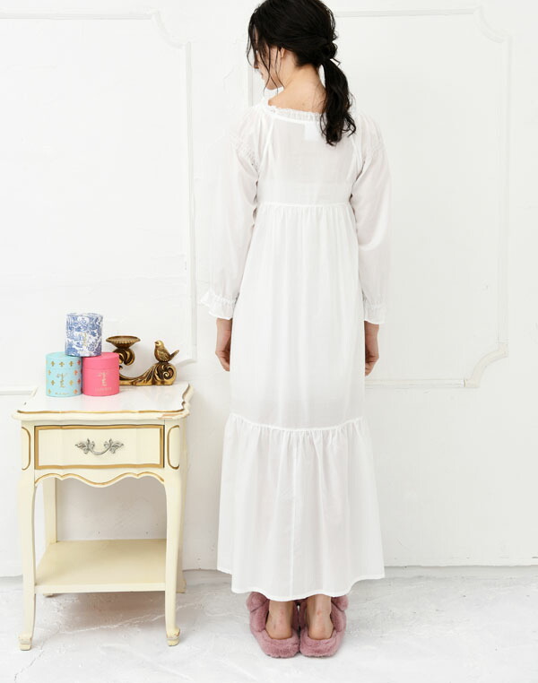 パジャマ女子会 ホワイト お泊りデート 姫系 女性 ピンク ワンピ ラデュレ Laduree パジャマ Narue レディース ネグリジェ 秋 冬 かわいい レーシーコットン ドレス ロラ ワンピース パジャマワンピース 綿100 おうち時間 おうちカフェ ルームウェア スクレbyラデュレ