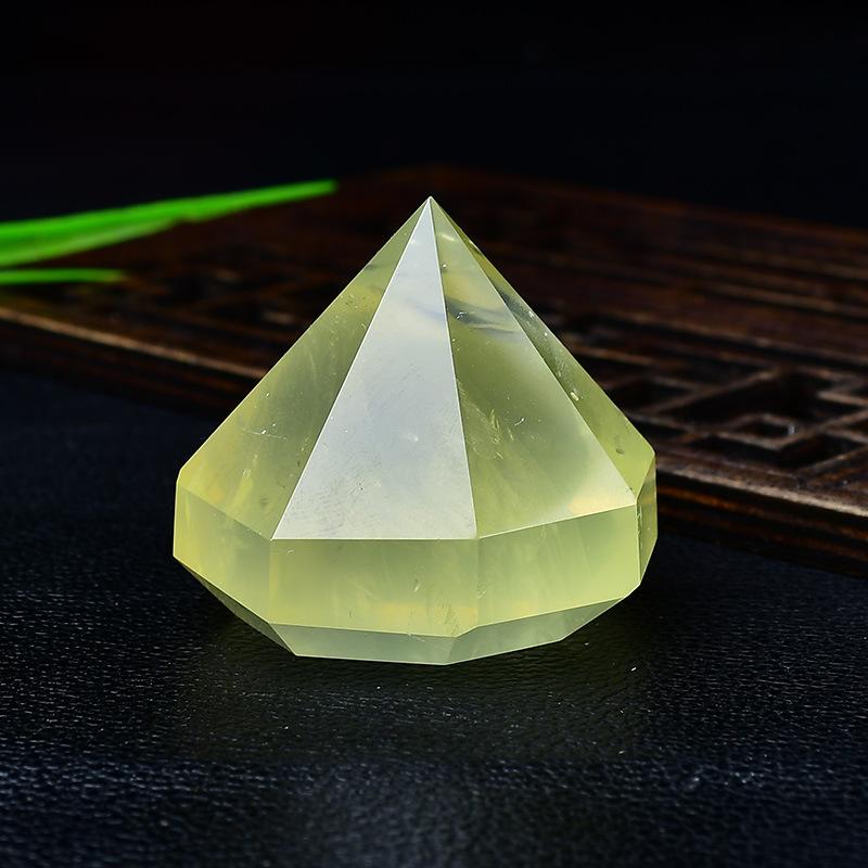 置物 天然黄水晶 シトリン 六角柱 タワー 多面カット レモンイエロー 原石研磨 デスク オフィス リビング 玄関 インテリア パワーストーン 金運 風水 お守り ヒーリング