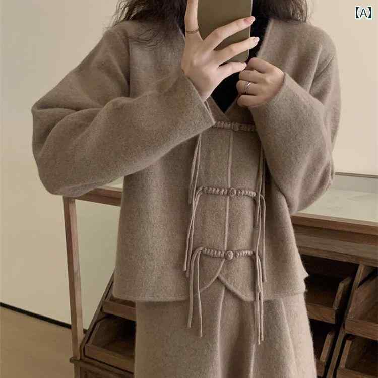ニットカーディガン 女性用 秋冬 セット 半身スカート 組み合わせ 雪ニール素材 伸縮性 長袖 プリンセス袖 丸首 開き前 ゆったりシルエット 盤ボタン 私服 お姉さんスタイル カーキ 米白 赤 ダークグレー｜naruki