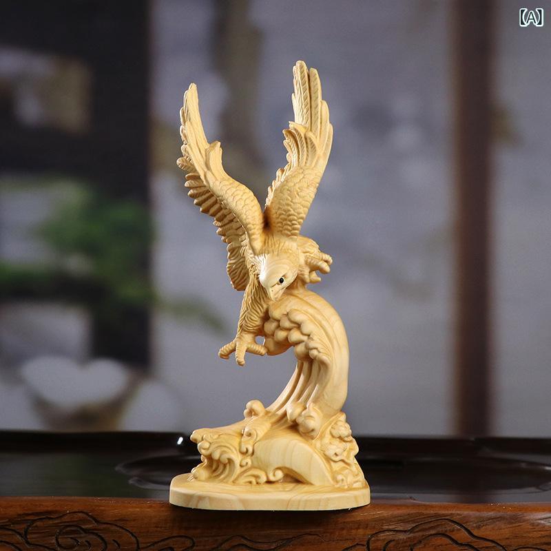置物 雄鷹 木彫り 工芸品 ツゲ製 手作り 風水 開運 商売繁盛 オブジェ インテリア 卓上 玄関 書斎 オフィス 飾り プレゼント｜naruki