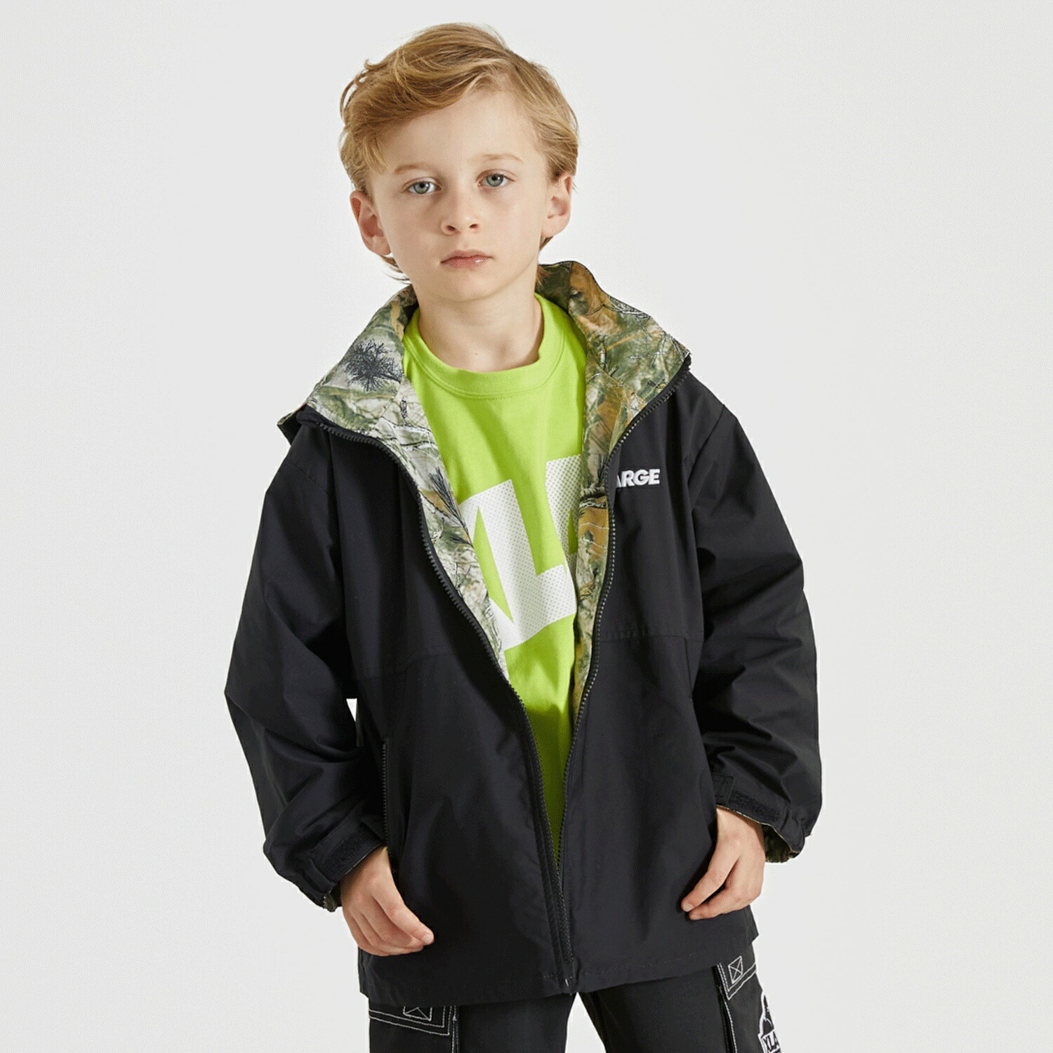 エクストララージ キッズ(XLARGE KIDS)【リヴァーシブル】天然木家鴨柄シャカシャカ上衣 コート・ジャケット-キッズファッション