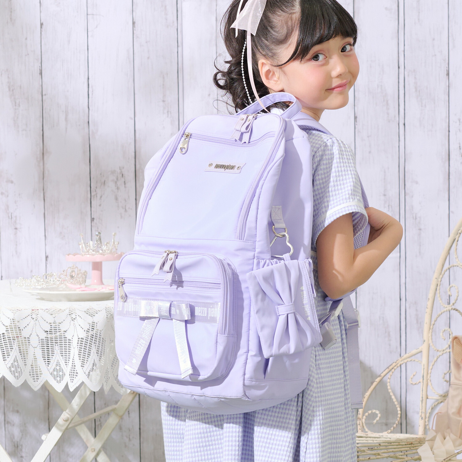 メゾピアノ(mezzo piano) ポーチ付ロゴリボンリュック容量約24L 13,306円