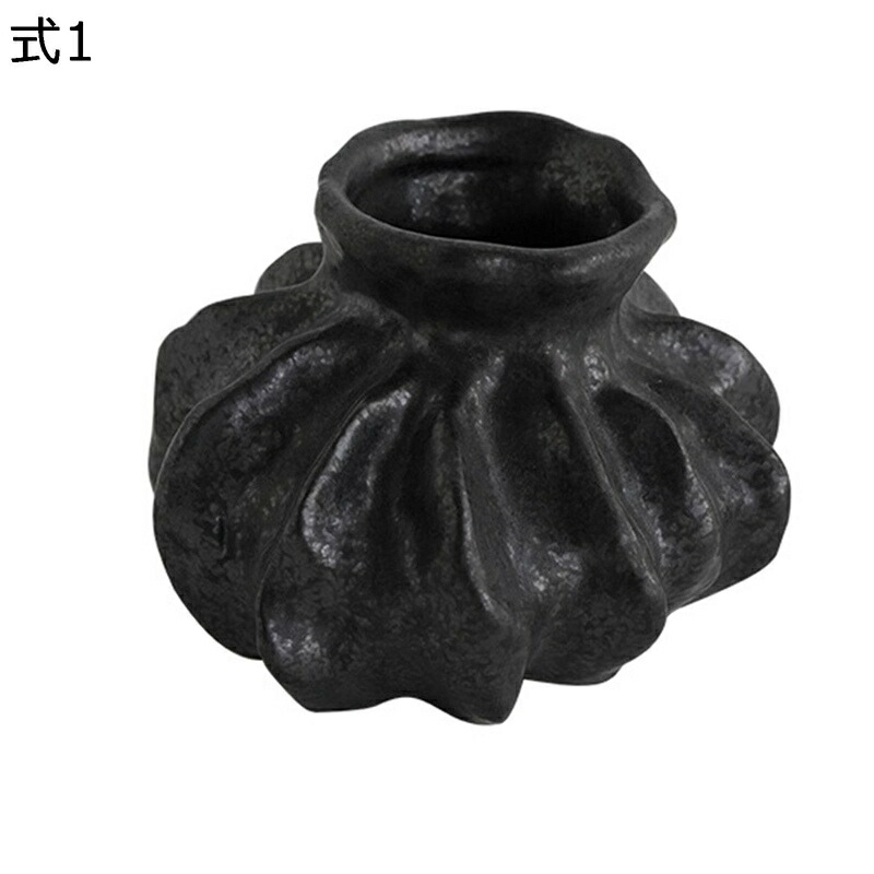 陶器花器 白 黒 貝殻型 フリル 小さい シンプル花器 磁器花器 陶器花瓶 フラワーアレンジメント用花器 生け花用花器 日式インテリア 和風デザイン インテリア飾り 創意装飾 北欧モダンデザイン 白北欧陶器