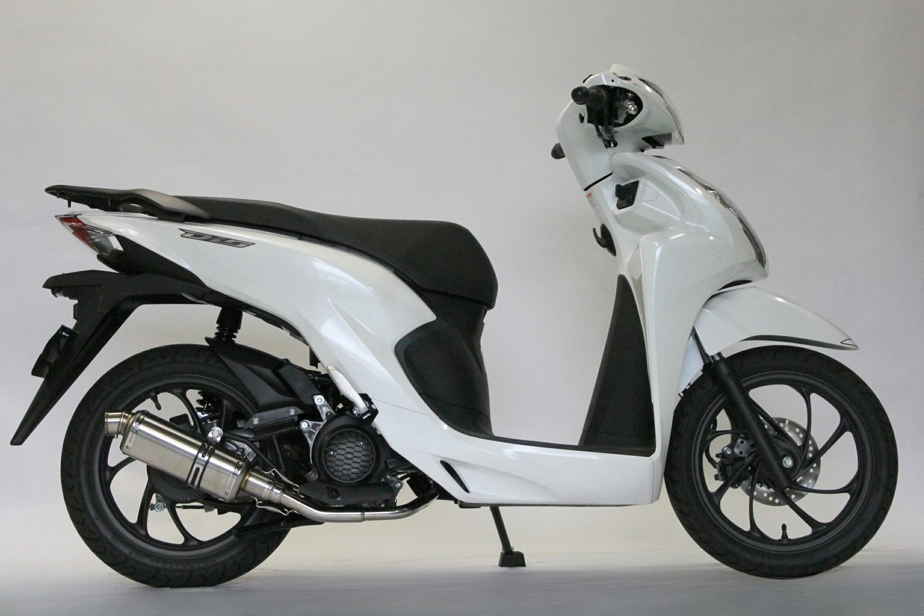 【国内メーカー HMS 製】ホンダ ディオ110 (2BJ-JK03 8BJ-JK03) デルタ ステンレス マフラー バイク カスタム パーツ DELTA Dio110 DIO ディオ JK03